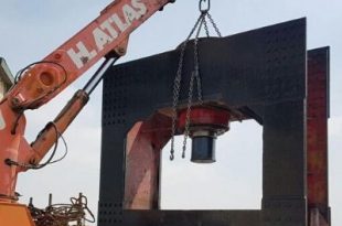 جرثقیل برای جابجایی دستگاه پرس